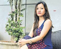 ఉత్తమం ఈ ఎరీ పట్టు