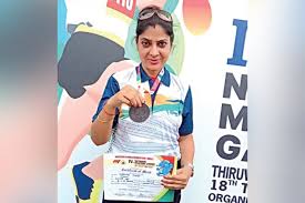 మళ్లీ ట్రాక్ లో మాలాంబిక