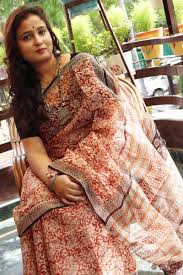 సంప్రదాయ బగ్రు చీరలు