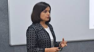 పోషకాహారానికే ప్రాధాన్యం