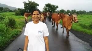 కోట్ల లాభాలిచ్చే పాల వ్యాపారం